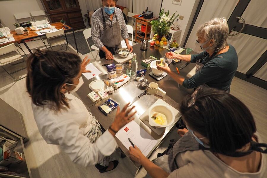 Milan: Italian Cooking Class with Food and Wine - Wine, conversation, and the satisfaction of eating what you made