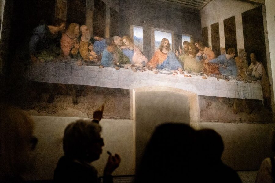 Milan: Last Supper Entrance Ticket and Guided Tour - The warm-up in the square: you’ll know what to look for