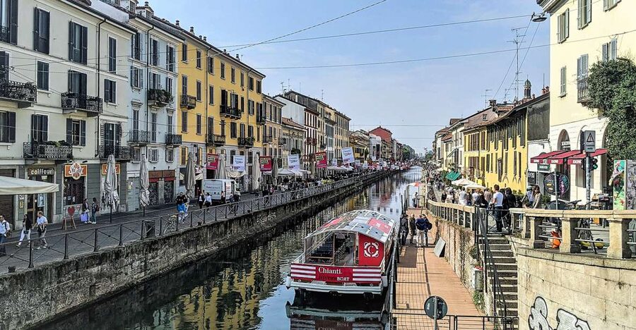 Milan: Navigli District Canal Boat Tour with Aperitivo - Why the Navigli canal boat makes aperitivo feel special