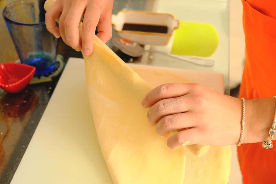 Milan: Pasta, Ravioli, and Gelato Class in a Glamorous Home - Tiramù and gelato: dessert that’s actually part of the lesson
