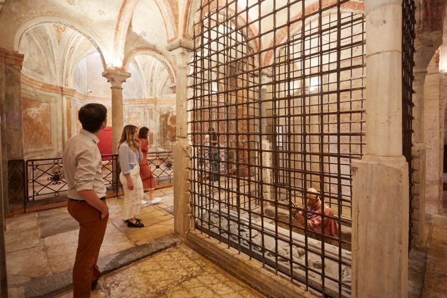 Milan: Pinacoteca Ambrosiana and San Sepolcro Crypt Ticket - Who should book this, and who might prefer something else