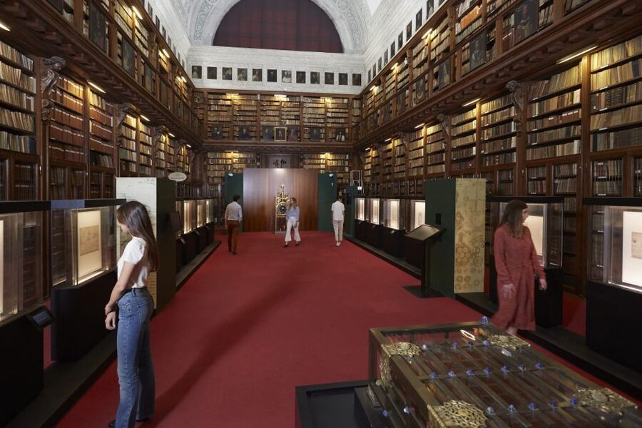 Milan: Pinacoteca Ambrosiana & da Vinci Codex Exhibition - The rest of the collection: Botticelli, Tiziano, Caravaggio, plus more you might not expect