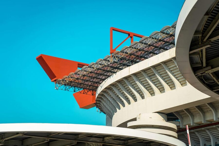 Milan: San Siro Stadium and Museum Official Guided Tour - Players’ tunnel to the pitch, plus the best photo angles