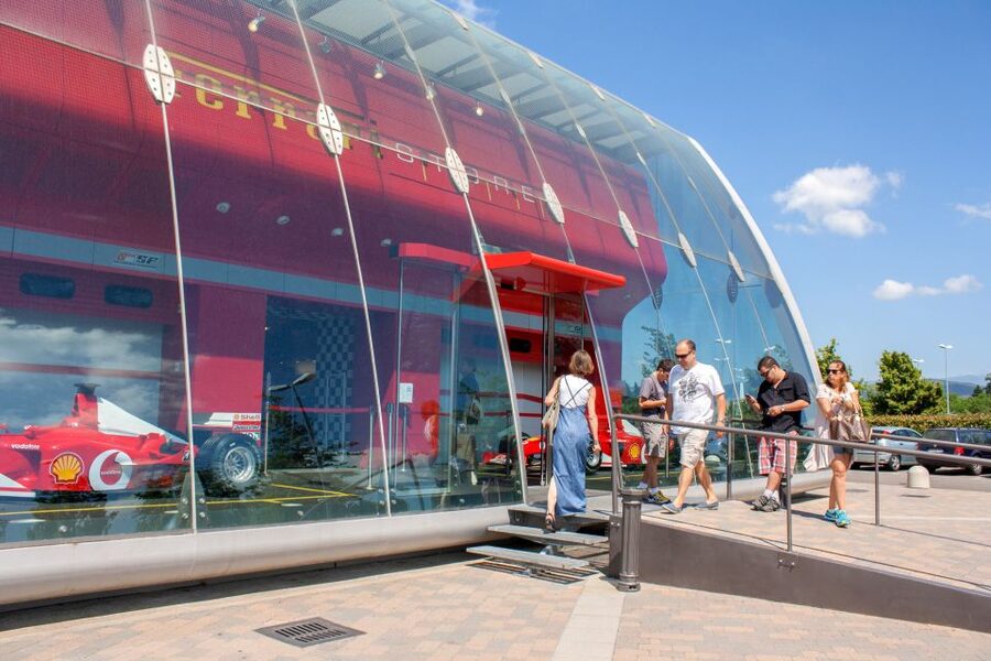 Milan: Serravalle Designer Outlet Roundtrip Bus Transfer - Value check: is $28 a good deal for this kind of day?