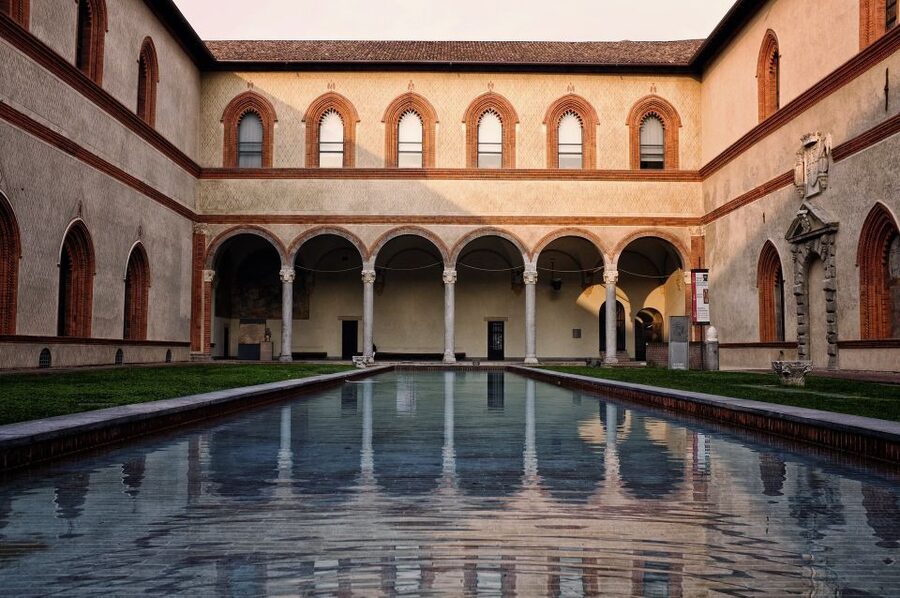 Milan: Sforza Castle and Michelangelo's Pietà Rondanini Tour - Who should book this tour