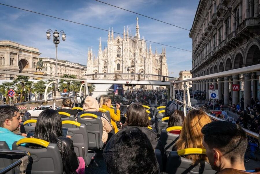 Milan: Skip-the-Line Duomo Guided Tour & Hop-on Hop-off Bus - Skip-the-Line Entry That Actually Matters