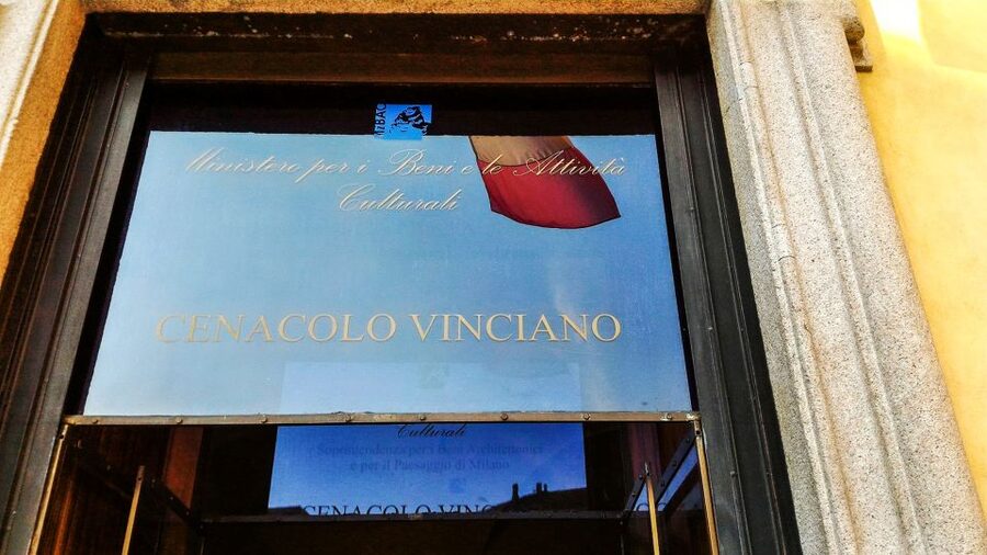 Milan: Skip-the-Line Guided Walk and "The Last Supper" - Via Dante: the fashion-capital angle isn’t just marketing