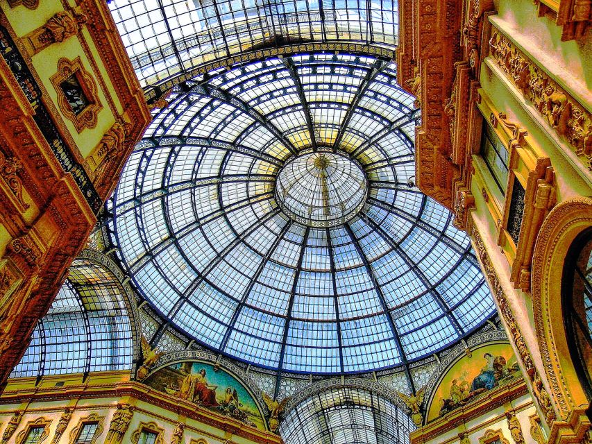 Milan: Skip-the-Line Guided Walk and "The Last Supper" - Getting your bearings in Milan, starting at Galleria Vittorio Emanuele II
