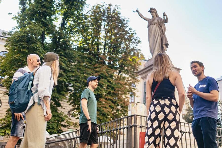 Milan: Street Food Walking Tour - Hidden streets and the value of a passionate Milanese guide