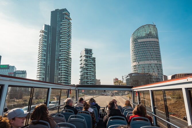 Milan Super Saver: Skip-the-Line Duomo and Rooftop Guided Tour - How to Make the Most of the Guide Stories (Without Getting Lost in the Details)