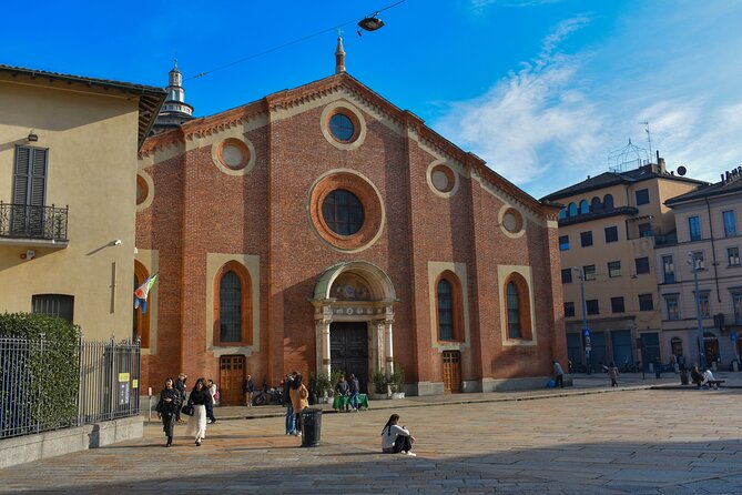 Milan: The Last Supper & Sforza Castle Guided Tour - Last Supper Museum stop: how the guided viewing time feels