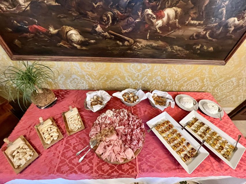 Modena: Balsamic Lunch with Vinegar Cellar Tour and Tasting - From Modena station to the villa: the free shuttle setup