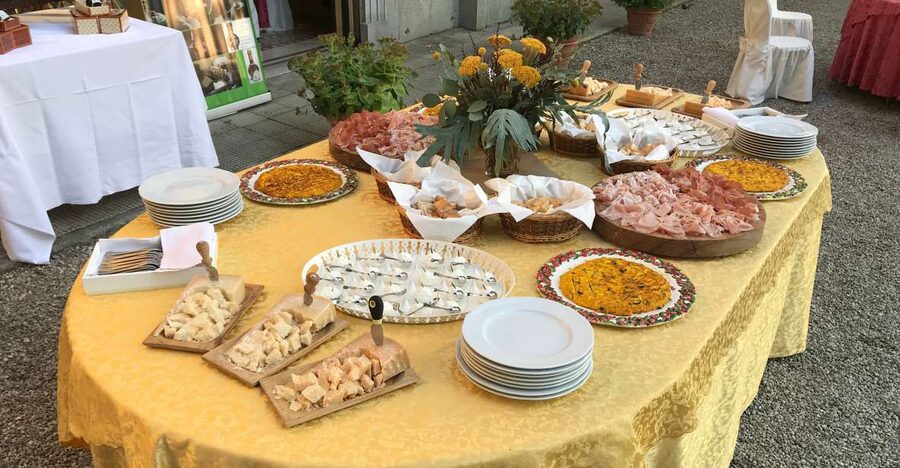 Modena: Balsamic Lunch with Vinegar Cellar Tour and Tasting - Price and value at $45 for 2 hours: what you are really paying for