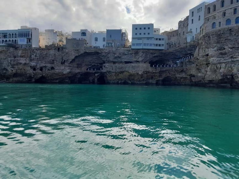 Monopoli: 2.5 Hour Boat Tour to the Polignano a Mare Caves - Grotta degli Innamorati: When the Cave Stops Feel Personal