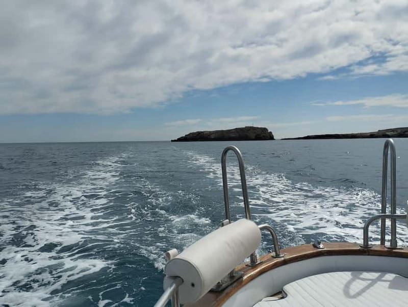 Monopoli: 2.5 Hour Boat Tour to the Polignano a Mare Caves - On-Board Aperitivo and Lunch: Where the Value Really Shows