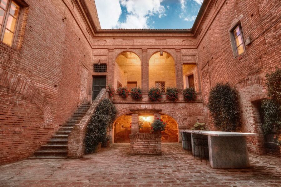 Montalcino: Brunello Wine Tasting & Lunch in a Tuscan Castle - FAQ