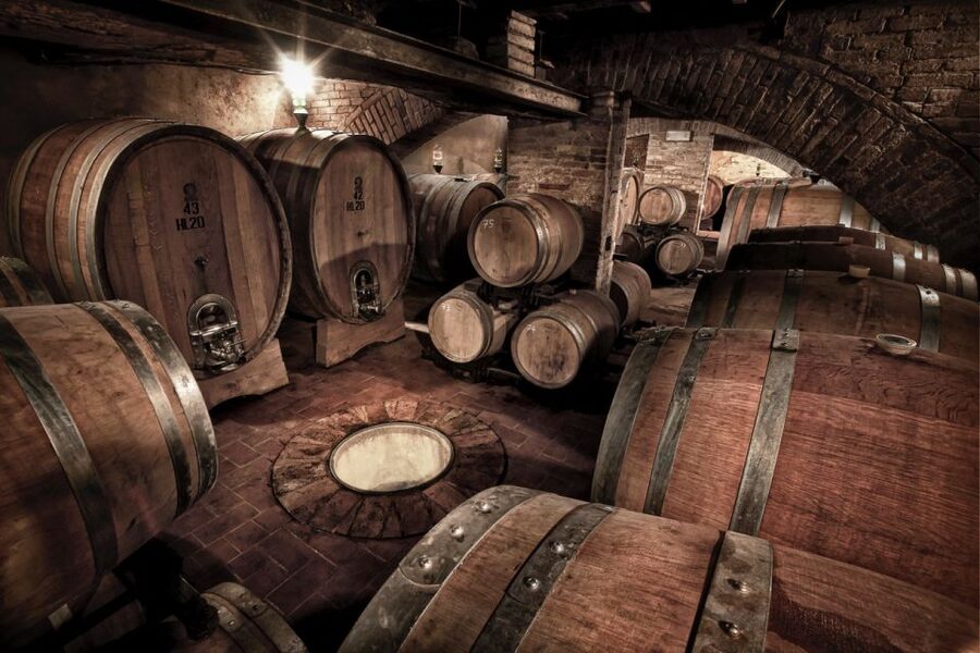 Montalcino: Brunello Wine Tasting & Lunch in a Tuscan Castle - Who should book this, and who should skip