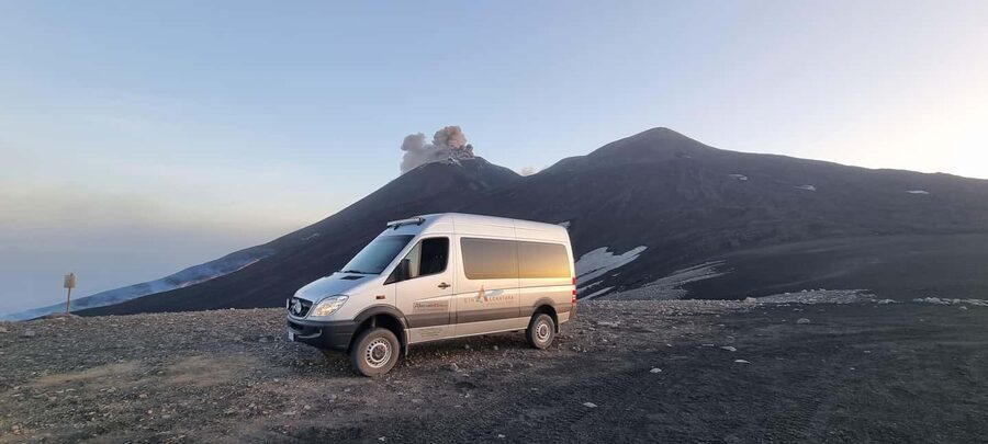 Mount Etna: Ascent to 2800m by 4x4 - Valle del Bove Views From High Above the Northeast Crater