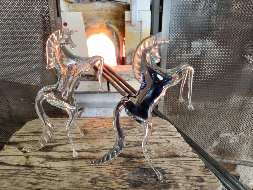 Murano: Glass Blowing Demonstration and Artistic Glass Gift - The included handmade gift: your built-in value check