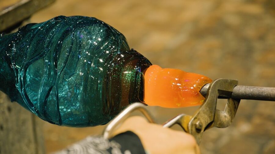 Murano: Glass Blowing Demonstration with Optional Drinks - Who this Murano demo suits best