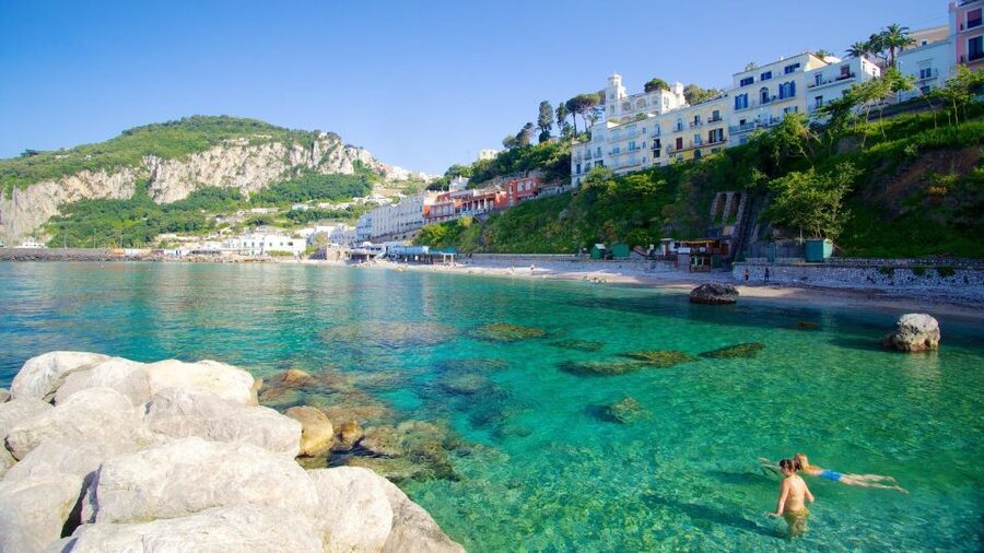 Naples: Capri Transfer with Island Boat Tour and Free Time - Meeting Point Options: Roma Termini vs. Molo Beverello