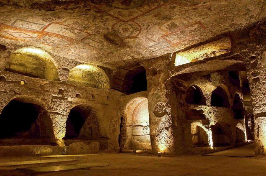 Naples: Catacombs of San Gennaro Entry Ticket & Guided Tour - Byzantine-era frescoes and the 9th to 10th century layer