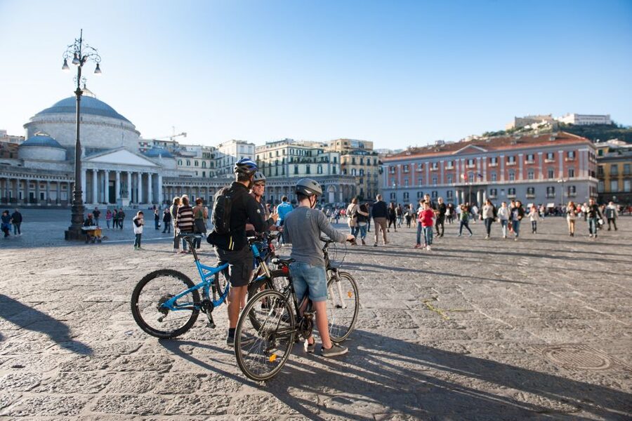 Naples: City Highlights Guided Bike Tour - Via Toledo, Piazza Carità, and Piazza del Gesù: energy on the move
