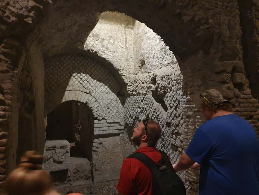 Naples: City Walking Tour w/ Underground Roman Ruins Ticket - Street-level Naples: Via San Gregorio Armeno, Via dei Tribunali, and the feel of the city