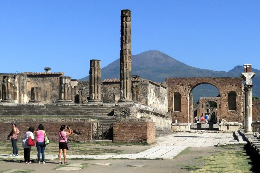 Naples: Day Trip to Pompeii and Capri - Pompeii’s Main Stops and What They Teach You