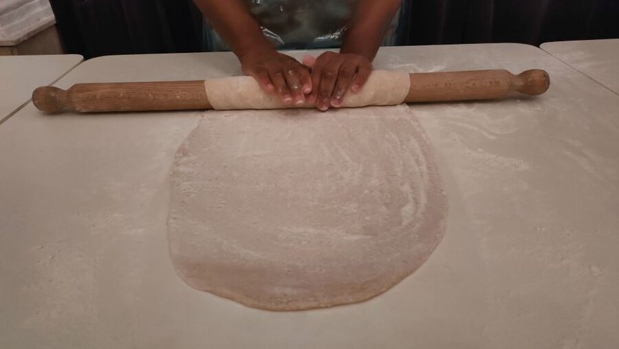 Naples: Pasta Making Class with Starter and Drink - Ravioli basics, from mixing to shaping