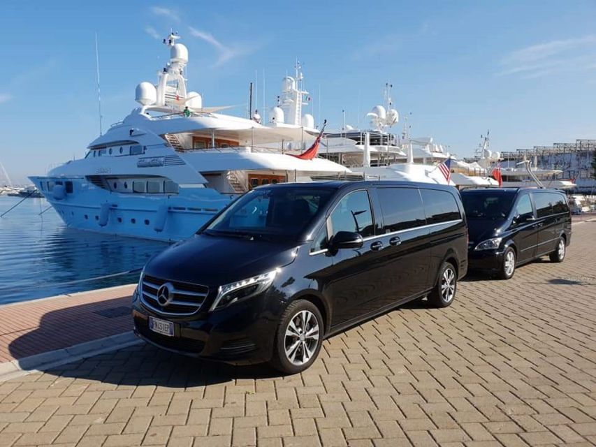 Naples: Pompeii, Herculaneum, and Vesuvius Tour by Minivan - The Mercedes V Class and the 8-Guest Comfort Factor