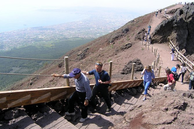 Naples: Pompeii & Mt Vesuvius All-Inclusive Small Group w/ Lunch - Who Should Book This Pompeii and Vesuvius Tour