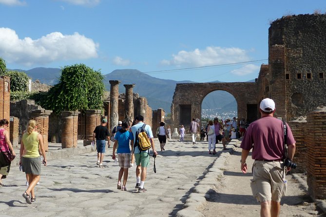Naples: Pompeii & Mt Vesuvius All-Inclusive Small Group w/ Lunch - Pompeii at Walking Speed: Ruins You’ll Actually Understand
