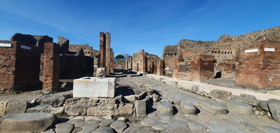 Naples: Pompeii & Mt. Vesuvius Day Trip with Tickets & Lunch - Mt. Vesuvius classic route: crater views and the summit walk