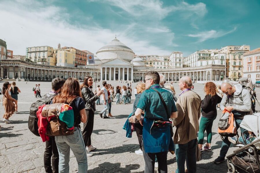 Naples: Royal Palace and Monumental Area Small Group Tour - The opening walk: Piazza Municipio, Castel Nuovo, and the “big city” feel