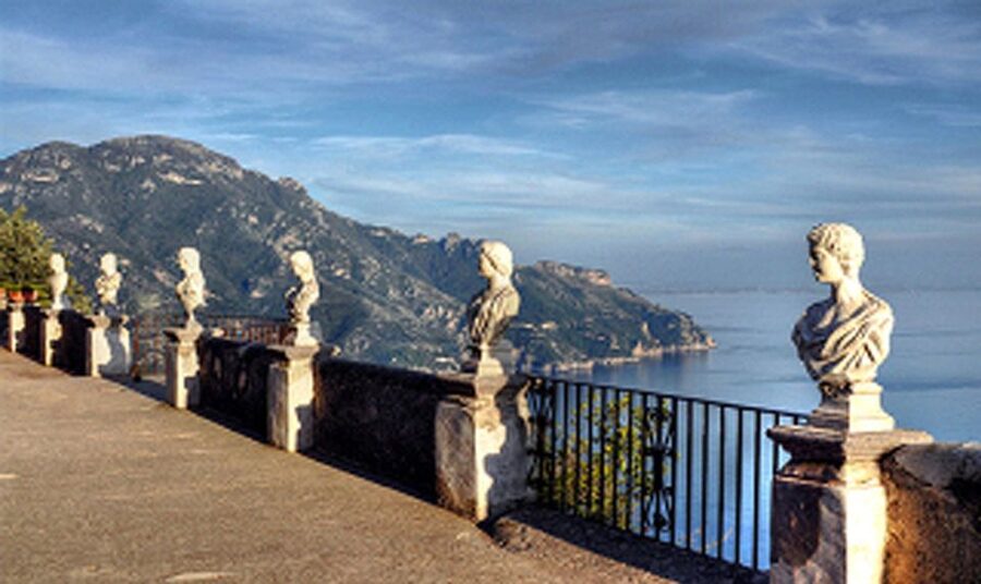 Naples/Sorrento/Positano: Private Amalfi Coast Tour by Vespa - Optional lunch with a Mediterranean vibe