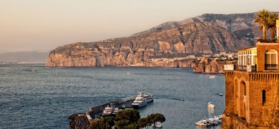Naples/Sorrento/Positano: Private Amalfi Coast Tour by Vespa - First views and terrace stops on curvy bends
