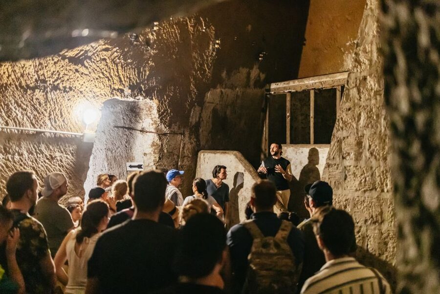 Naples: Spanish Quarters Underground Guided Tour - Which guide style fits you best