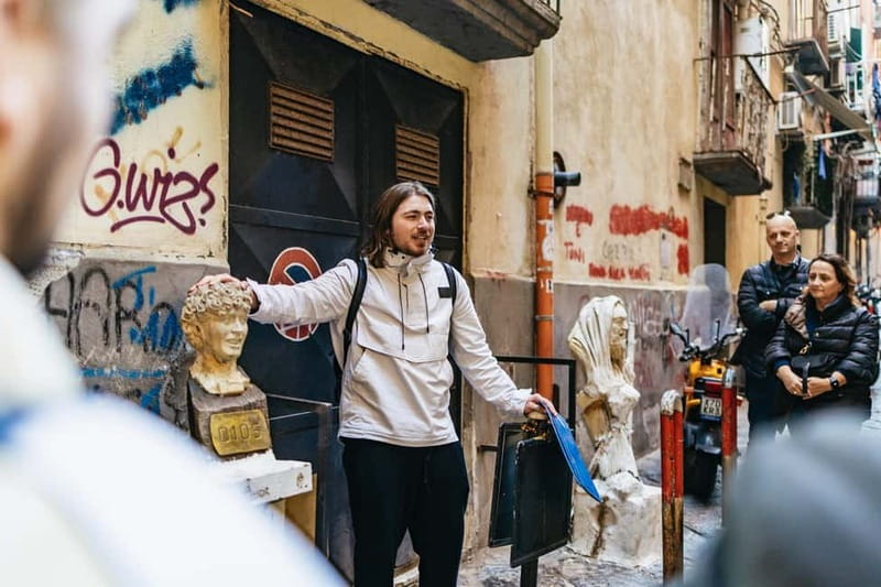 Naples: Street Art & History Tour in the Spanish Quarters - What to Wear and How to Enjoy the Narrow Lanes