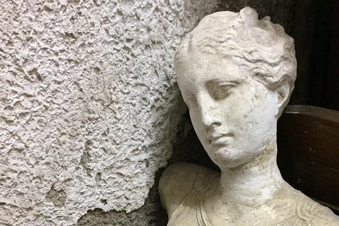 Naples Underground Spanish Quarters with Guide - Should you book Napoli Underground Spanish Quarters with Guide?