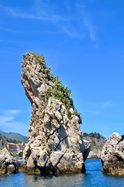 Naxos: Taormina Boat Tour with Snorkeling and Prosecco - Grotta dell’Amore and the Blue Grotto: quick cave views with big photo payoff