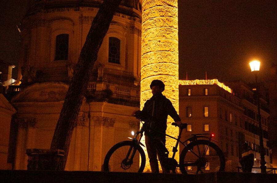 Night Tour of Rome with Top E-bike & optional Italian Dinner - Golden hour e-biking: why the timing matters in Rome