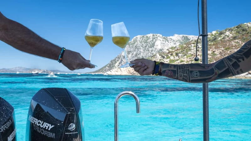 Olbia: Boat tour to Tavolara Park with Aperitif and Drinks - After lunch, more swimming and granite cove time