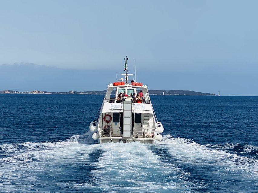 Olbia: Maddalena Archipelago Boat Tour with Minibus Transfer - Lunch on board: tomato pasta with a real onboard break
