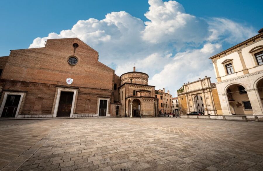 Padova: Baptistery of the Cathedral & Museum of the Diocese - Giusto de’ Menabuoi’s fresco cycle, and why the story matters