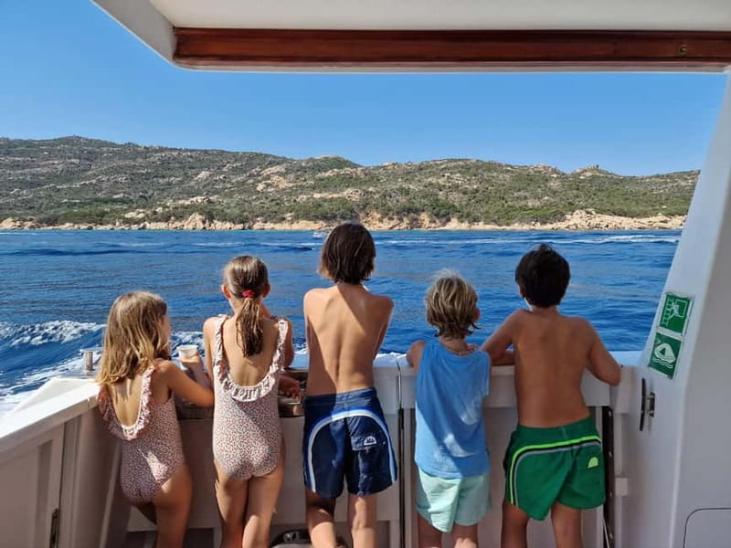 Palau: La Maddalena Archipelago Comfort Boat Tour with Stops - Stop 1: Spargi (Cala Corsara) and the rocks locals talk about