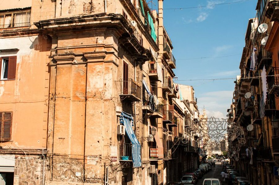 Palermo: Hop-on Hop-off Bus Tour 24-hour Ticket - Route 1, from Massimo Theatre to the Cathedral zone