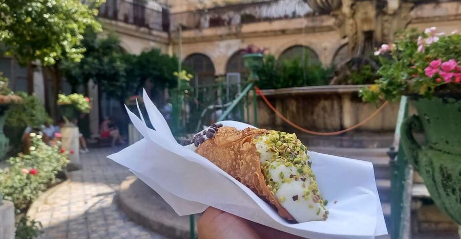 Palermo Sicilian Street Food Tour: Small Group with a Local - Vucciria Market: Eating While You Watch Palermo In Motion