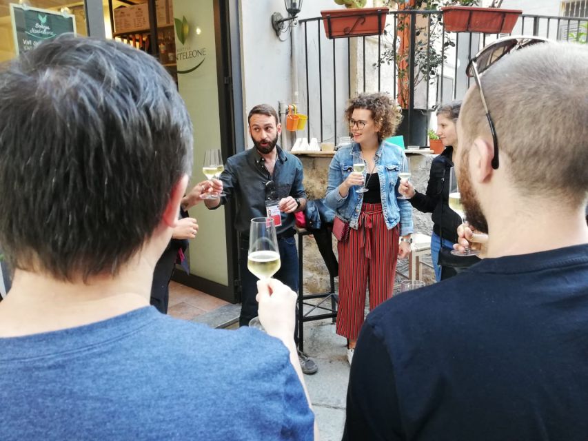 Palermo: Small Group Night Street Food Tour - Drinks, Toasts, and the Pace That Keeps You Social