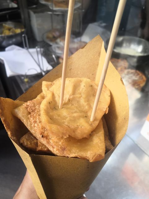 Palermo: Street Food Walking Tour at Sunset - Sfincione and crocché: the comfort-food side of Palermo